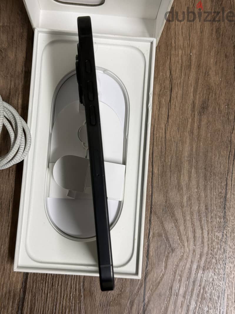 Apple - iPhone 16 Pro Max 5
