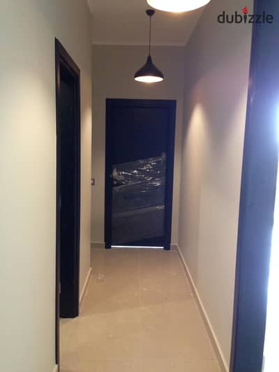 شقة للايجار بالمطبخ و التكيفات - كمبوند جوار الشيخ زايد Apartment For Rent in Jewar Compound El sheikh Zayed