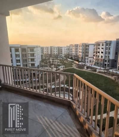 شقه غرفه بسعر لقطه بسعر اللونش في وان هايد بارك hyde park بالتقسيط المتساوي ع 10 سنين