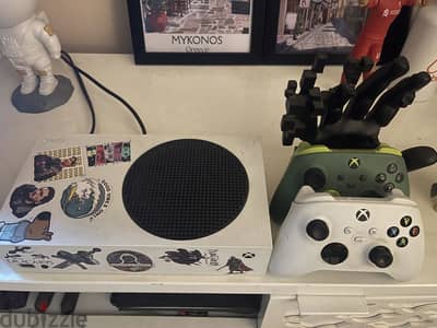 Xbox series s+ 2x controllers+Gamepass Ultimate(ends feb. )