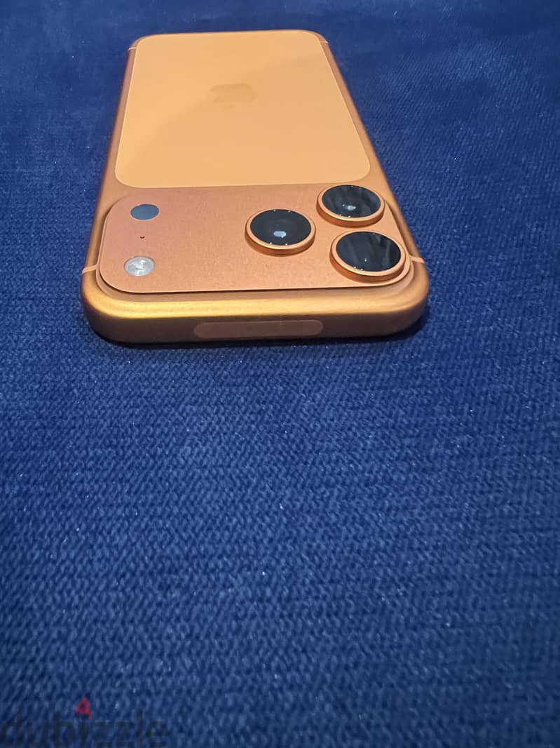 Apple - iPhone 17 Pro Max 1