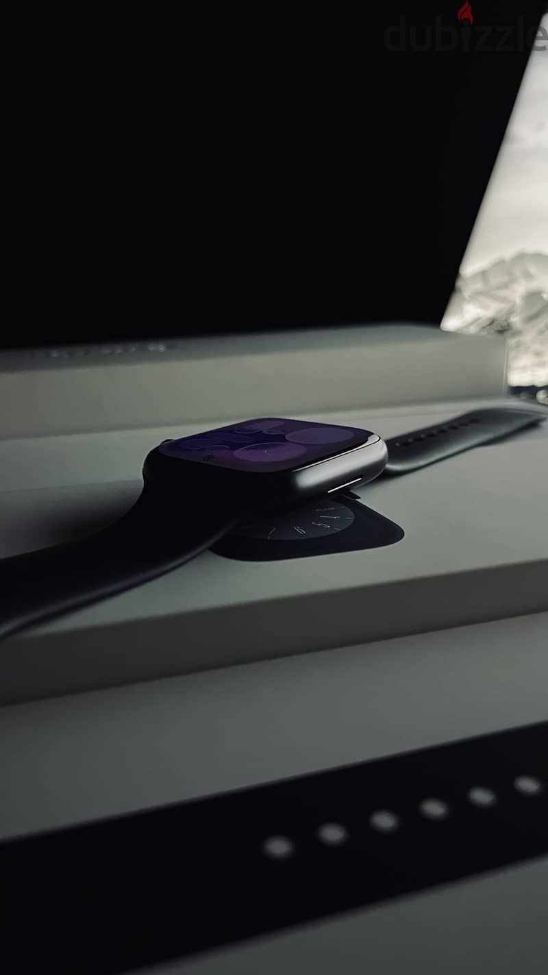 Apple watch series 8 100% 2