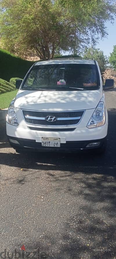 Hyundai H1 2010