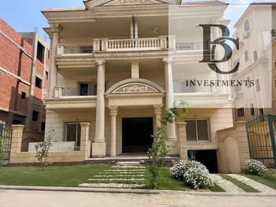 شقة نصف تشطيب للبيع بحي الوزراء غرب الجولف