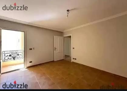 شقه للايجار السكني 230م استانلي تري البحر