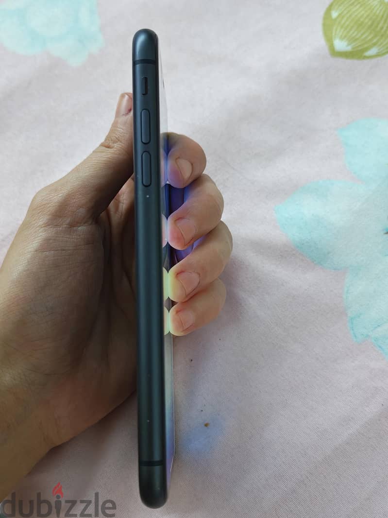 Apple - iPhone 11 6