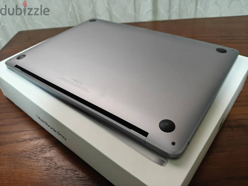Macbook PRO M1 - 13 inch 6