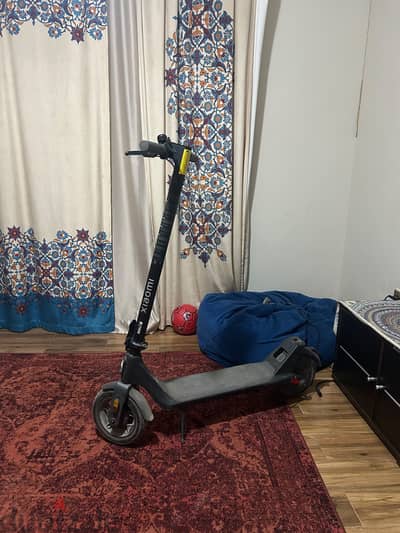 اسكوتر شاومي للبيع Xiaomi Electric Scooter 4 Lite