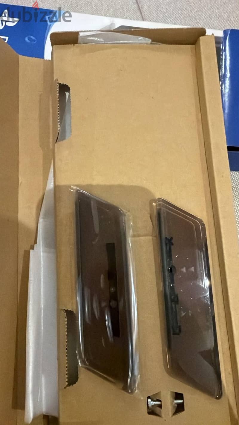 Sony PlayStation 4 Vertical Stand 1