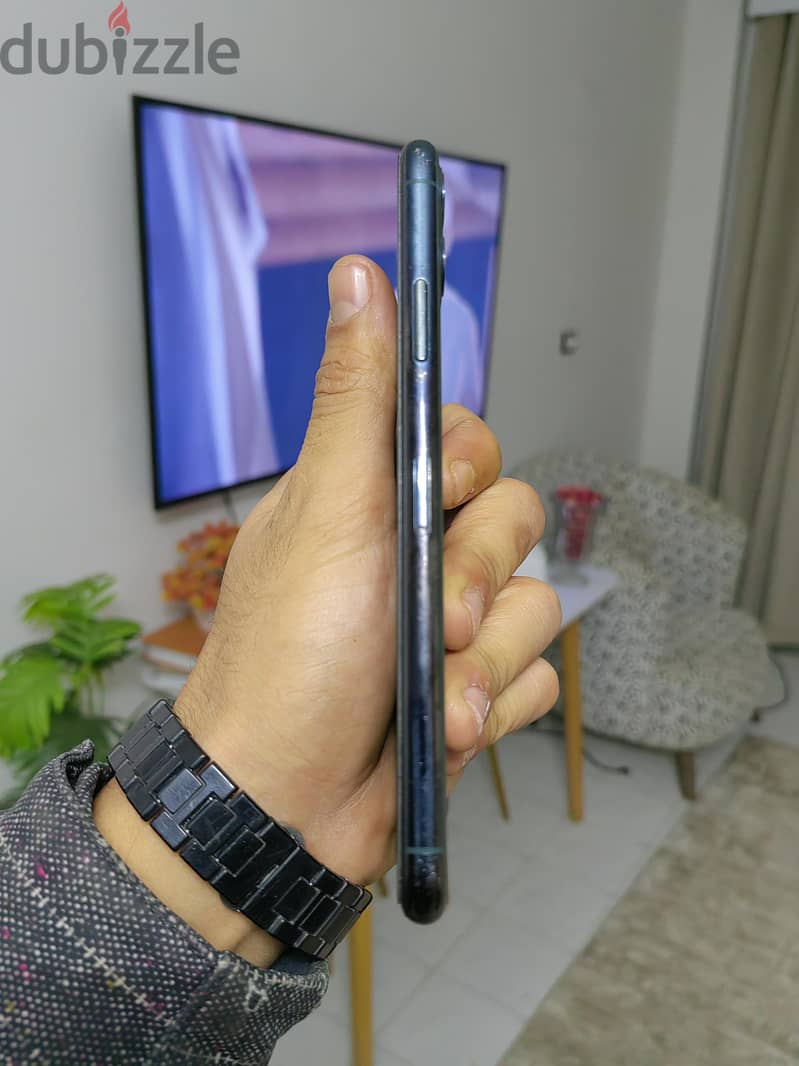 Apple - iPhone 11 Pro Max 4