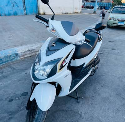SYM Jet 4