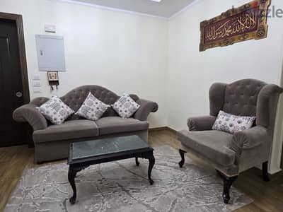 انتريه  مودرن بحاله ممتازه