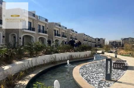 للبيع استاندالون  double height استلام فوري  ومعاها private pool وفي قلب القاهره الجديده