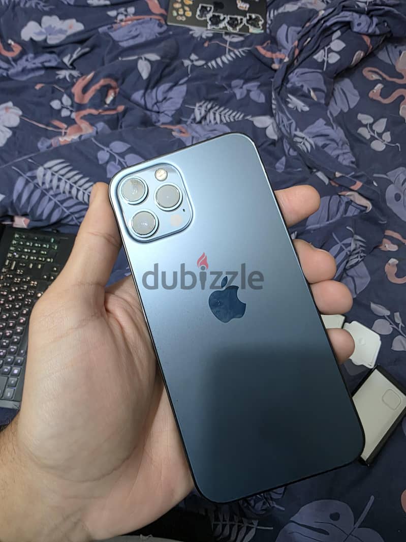 iPhone 12 Pro Max - 128GB 5