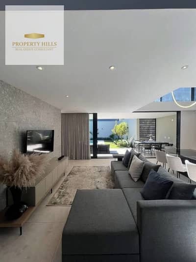 Villa for Sale in a Compound Directly on Suez Road, Opposite Al Rehab Gate