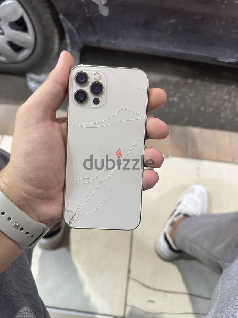 iPhone 12 pro 3