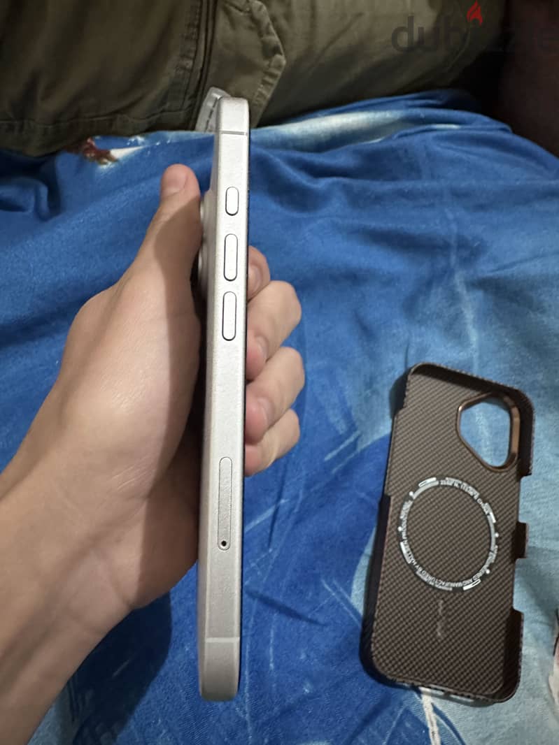Apple - iPhone 16 1