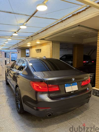 BMW 520i 2019 2000CC