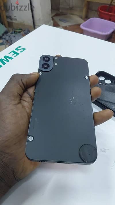 ناثينج سى ام اف nothing phone 1