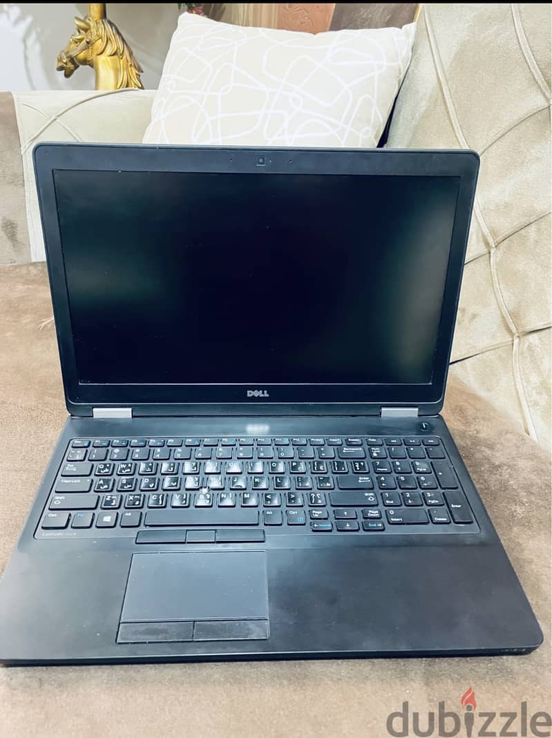 Dell Latitude E5570 1
