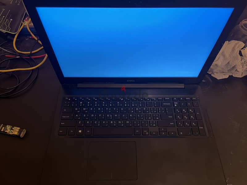 Laptop dell 3