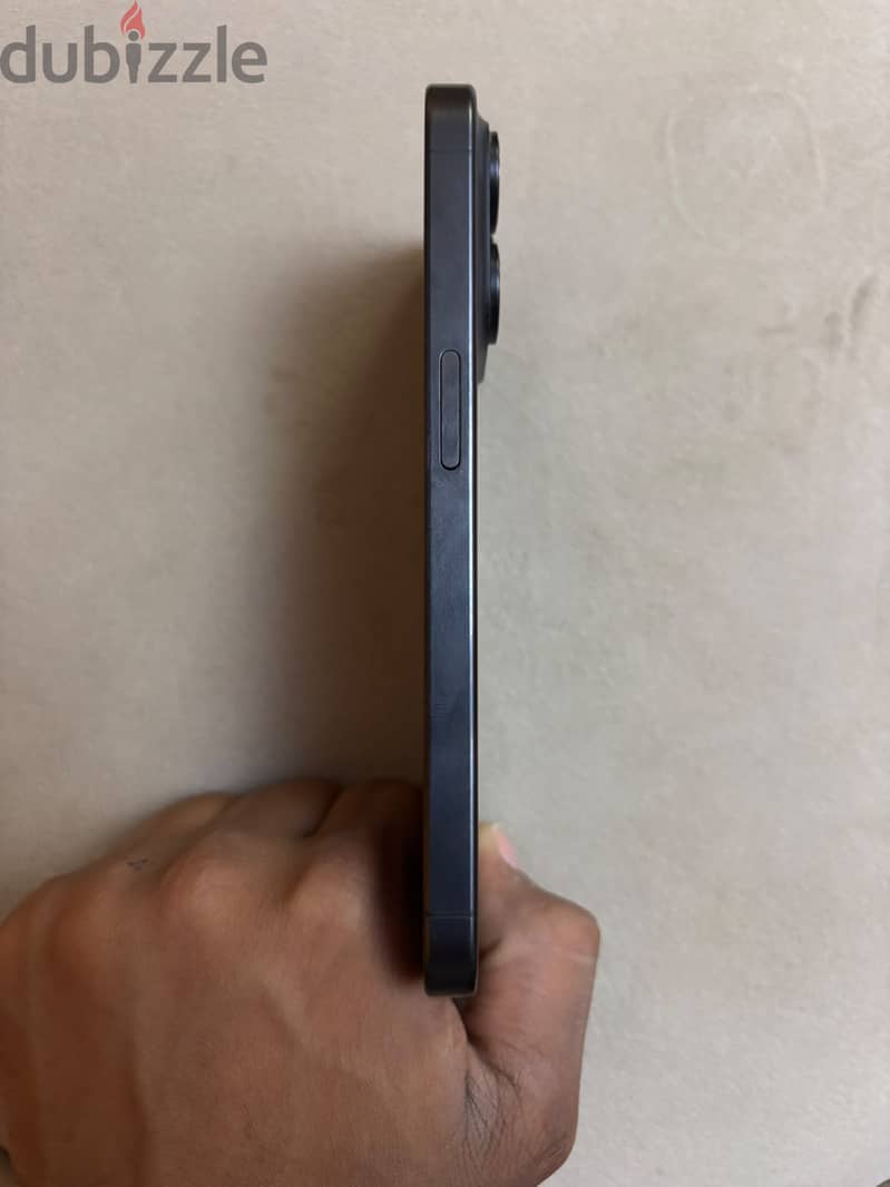 Apple - iPhone 15 Pro 3