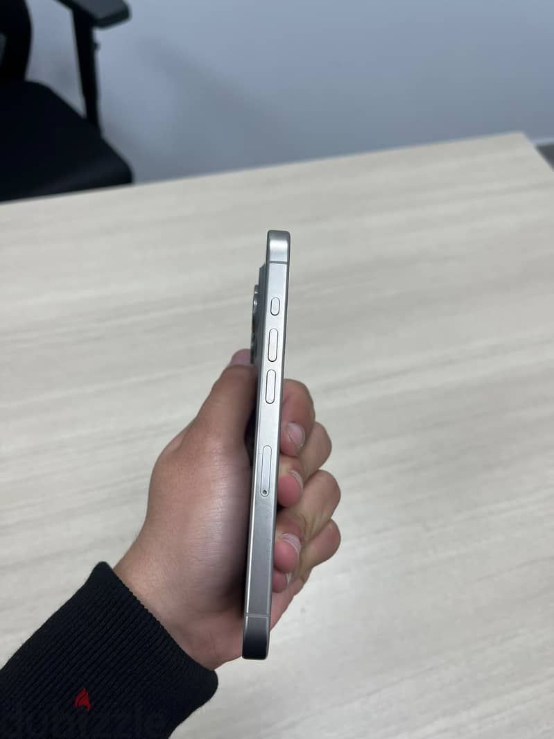 IPhone 15 Pro 3