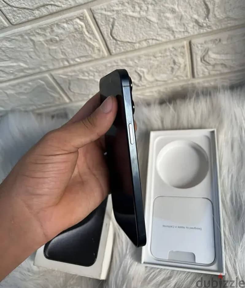 Apple - iPhone 15 Pro Max 1
