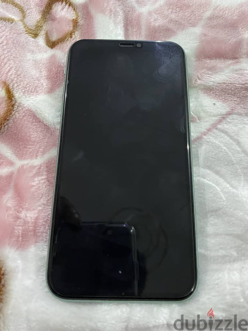 Apple - iPhone 11 8