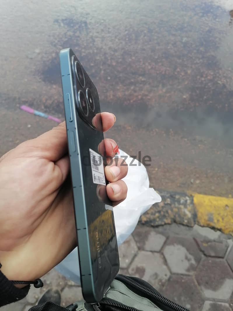 Realme C61 2