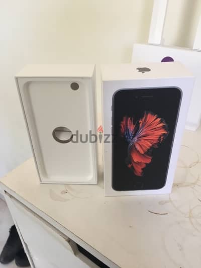 iPhone 6s بحاله فوق ممتازة