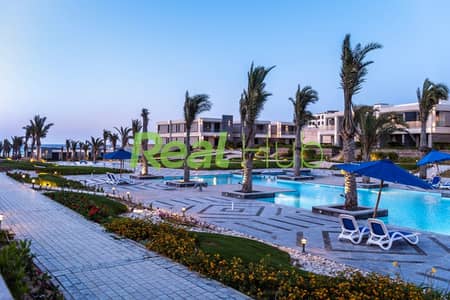 شاليه بـ 1.2 مليون في رأس الحكمة!