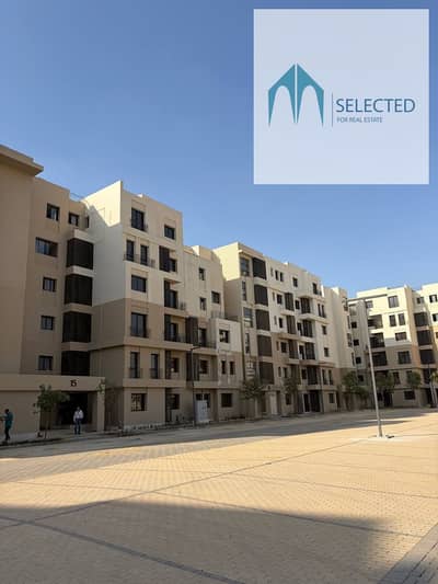 Apartment for rent 152 sqm fully finished, Ouest Aurascom, distinguished location, open view, ready to move in.
