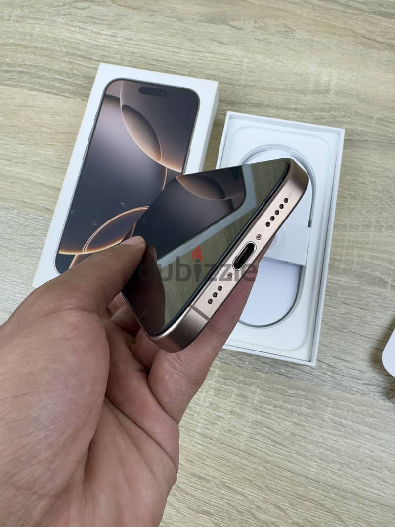 Apple - iPhone 16 Pro 2