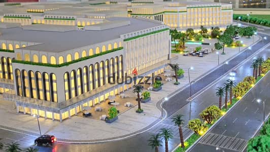 محل تجارى  _ دور ارضي  _ داخل اكبر ميجا مول  _  بمساحة 40 م  _  بمقدم 10% فقط  واقساط متساوية على 10 سنين