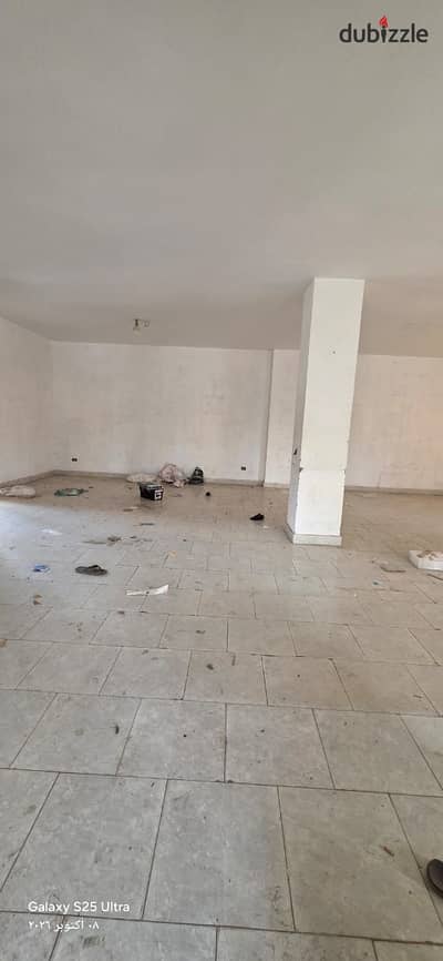 Factory basement for rent in the "1,000 Factories" industrial zone. The space is 300 square meters and is suitable for use as a warehouse or a factory