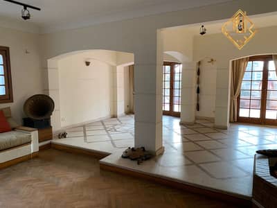Apartment for sale, finished to a high standard ("super luxe"), in a prime location in Mohandessin.