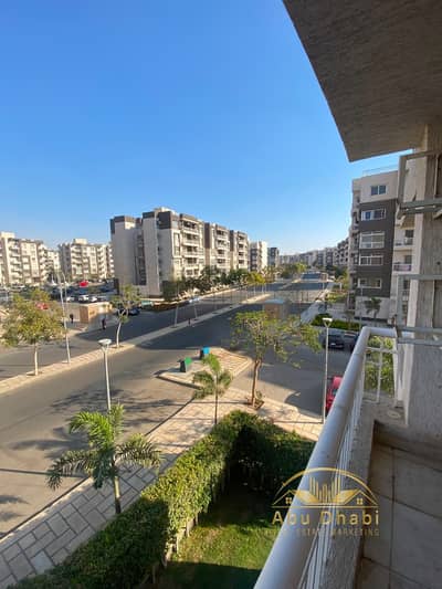78-square-meter apartment for sale in Madinaty, Phase 12 (B12), overlooking a main street.