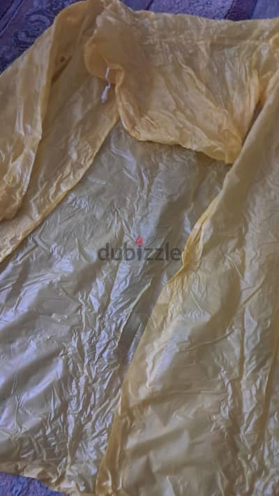 بالطو خفيف للمطر للاطفال ٨ سنوات