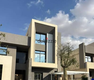 Townhouse middle for sale in Saada Compound, First Settlement Developer: Horizon Company Land area 285 m Building area 285 m Ground and first roof 3 r