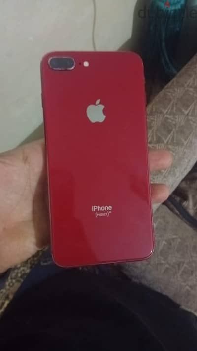 آبل - آيفون 8 بلس
