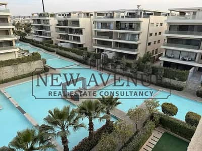 Ground apartment with pool direct on lake with installments under market price   in  Lakeview residence 2