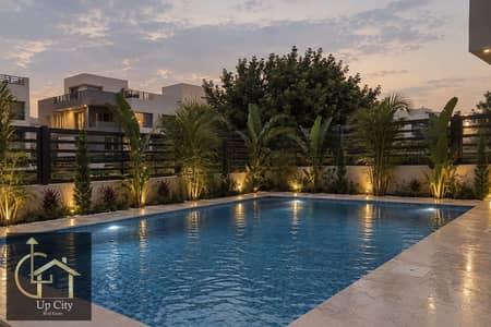 Luxurious fully furnished 5 bedrooms villa with private pool for rent in hyde park compound open view on a landscape