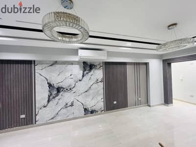Apartment for rent in Town Residence compound, 200 square meters, ultra-super-lux finish; includes kitchen and air conditioning units, natural gas, in