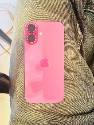 iPhone 16 - 256GB آيفون 16 بحالة ممتازة (مدفوع ضريبة)