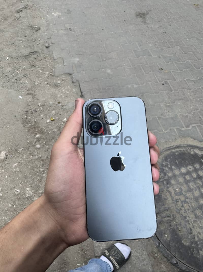 Apple - iPhone 15 Pro 2