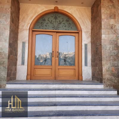 شقه ف التجمع الاول للايجار في شرق الاكاديميه New Cairo