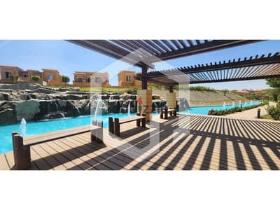 Villa with a Private Garden in a Prime location with Landscape & Lake View Ready To Move for sale in Royal Meadows, Arco, El Sheikh Zayed