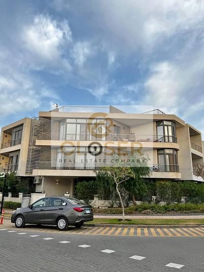 with DP 1M Own APT the last 3BR Complete your reservation and sign the contract on the same day inst 12Y in Taj City compound
