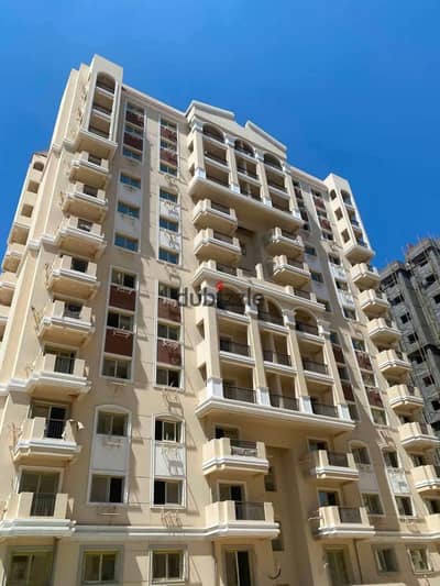 180 m apartment in Sawari for a down payment of 1.234 million pounds only. Installments over 5 years
